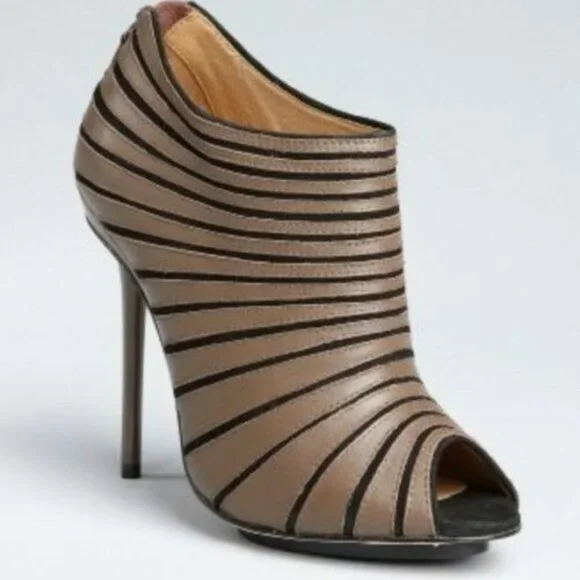 L.A.M.B. Gwen Stefani Bindi Leather Peep Toe Zip UP Ankle Boots in Brown 7.5 - Picture 1 of 16